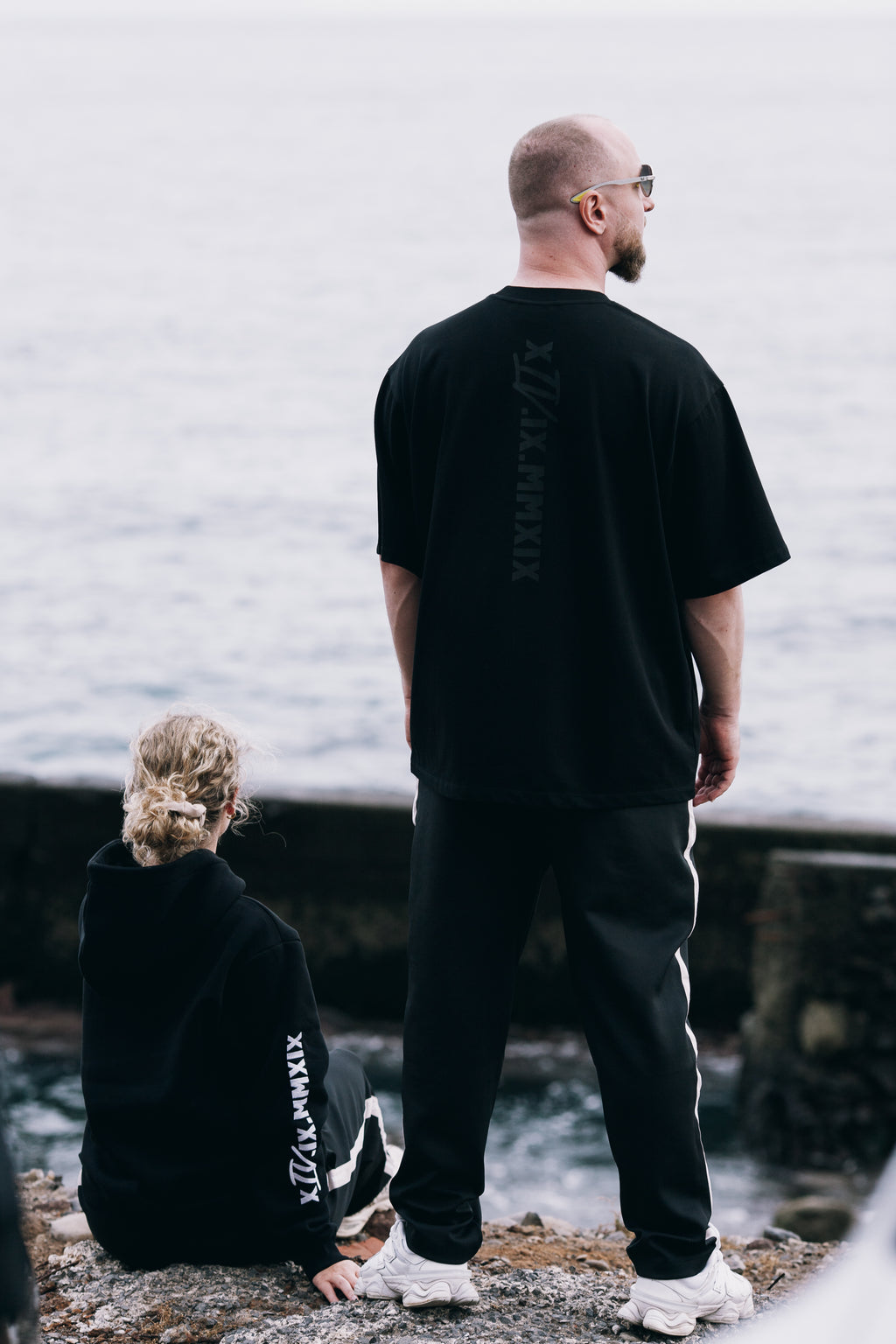 Tee Black